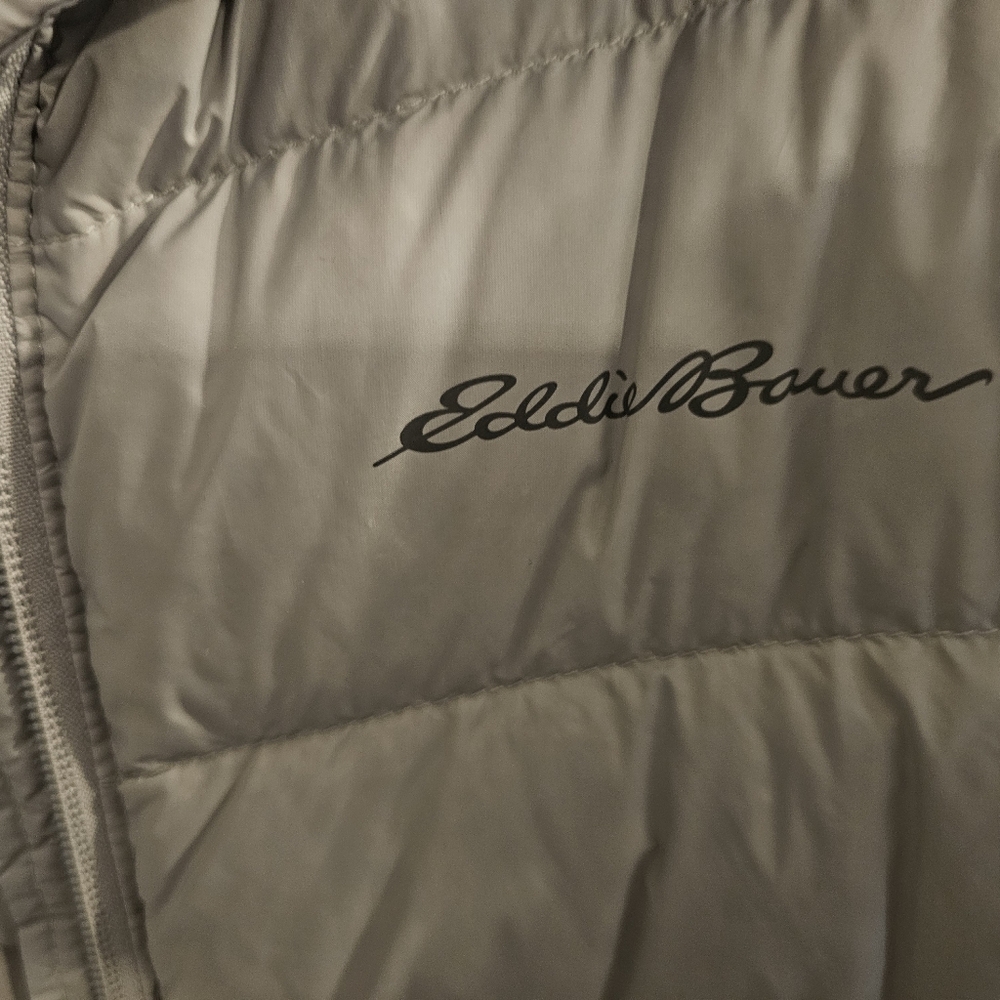 Eddie Bauer vest - Picture 2 of 7